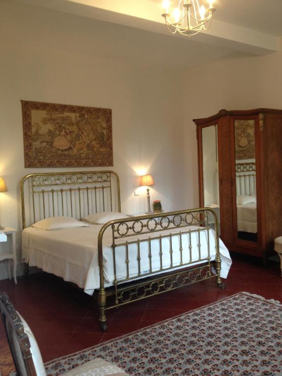 Le Moulin Du Carla Bed and Breakfast Lavaur  Rum bild